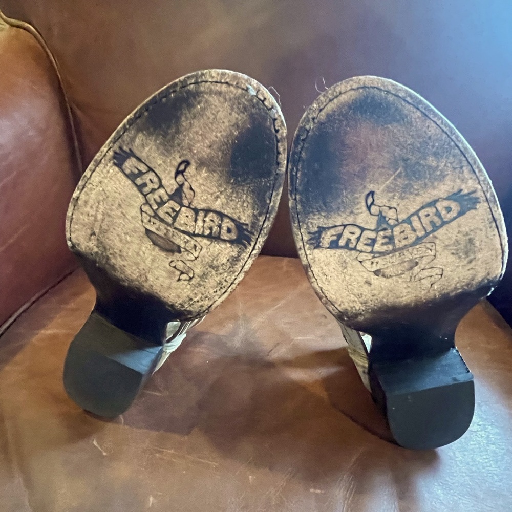 FREEBIRD by STEVEN Sandals